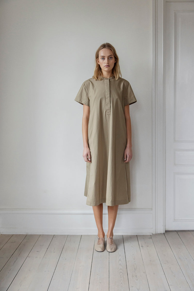 HARIETTA 589 PALE MOSS