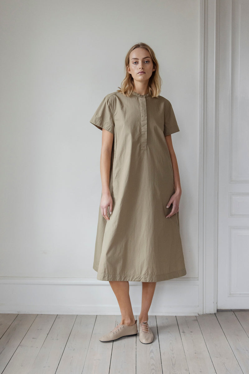HARIETTA 589 PALE MOSS