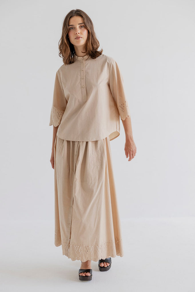 HONEY SHIRT 112 SAND – Project-AJ117