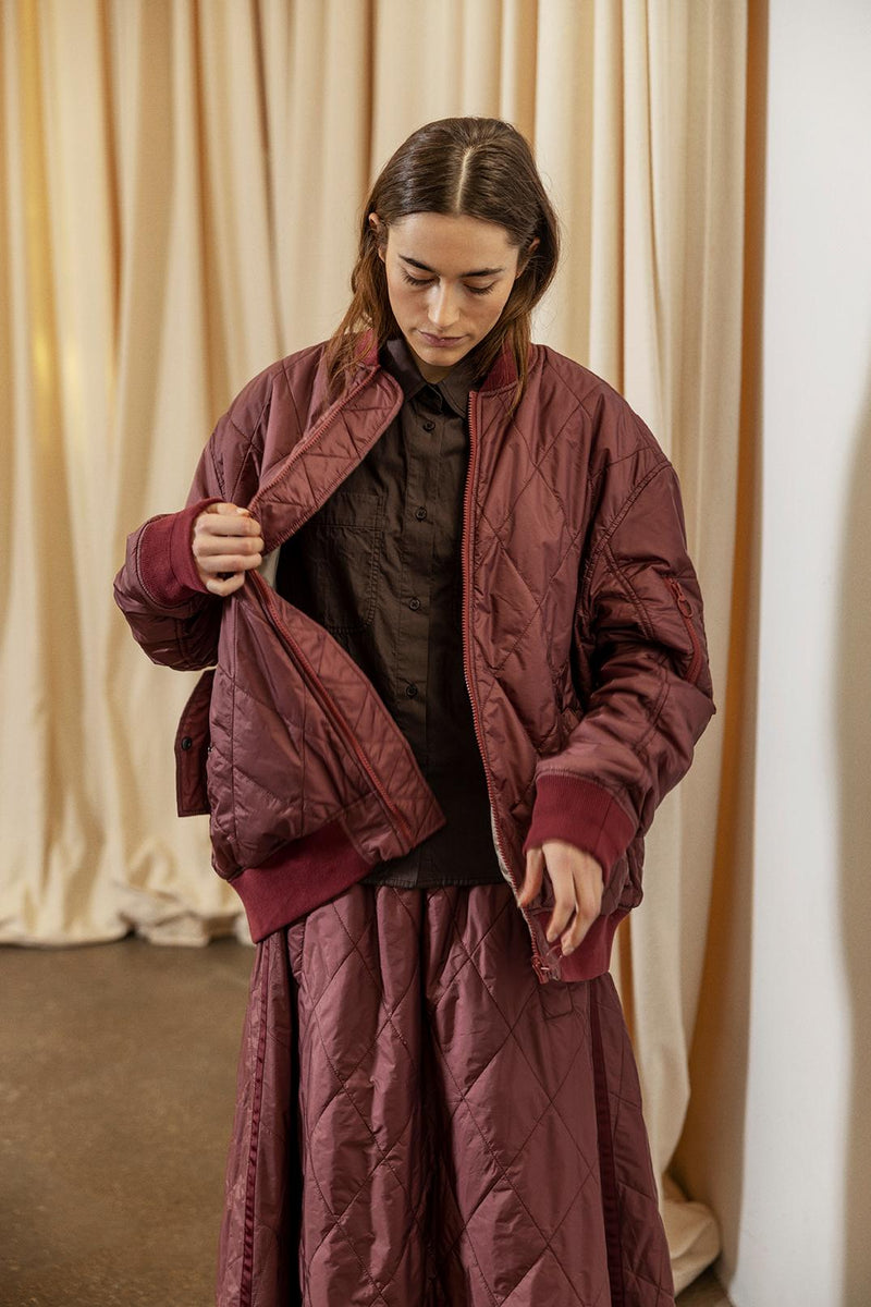 NICOLINE 339 BURGUNDY