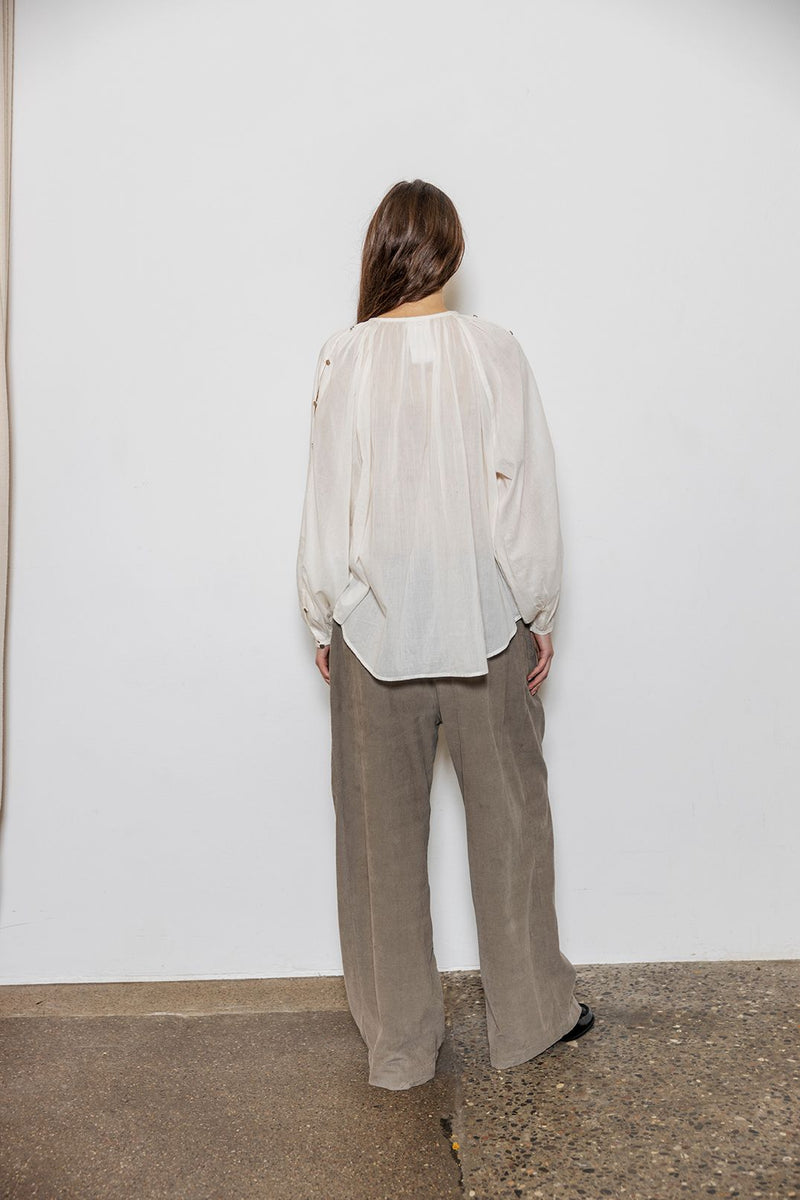 HESTER 101 WHITE