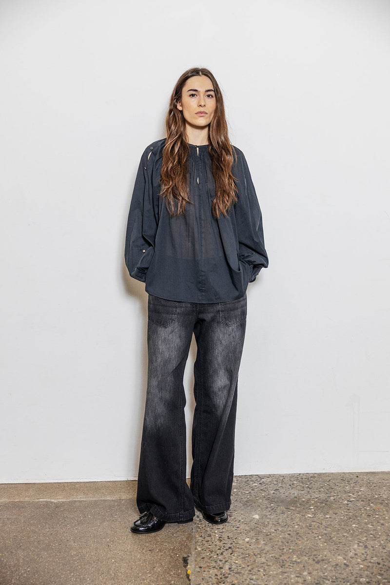 HESTER 199 BLACK