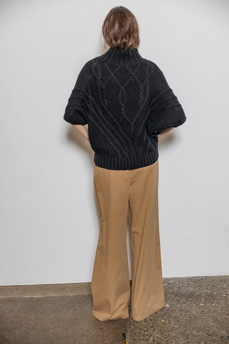 SIGNE 199 BLACK