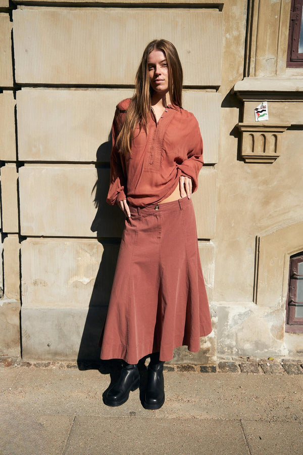 LIVA 337 GARNET