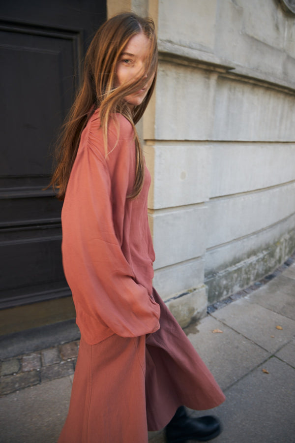 LIVA 337 GARNET