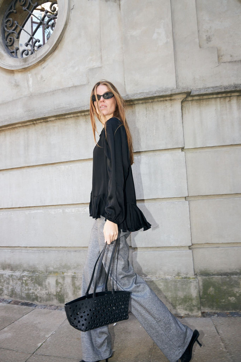 RANDI 199 BLACK