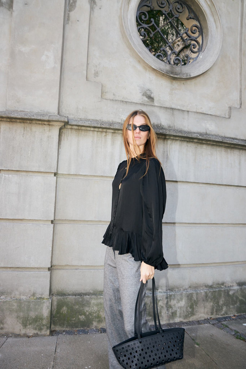 RANDI 199 BLACK